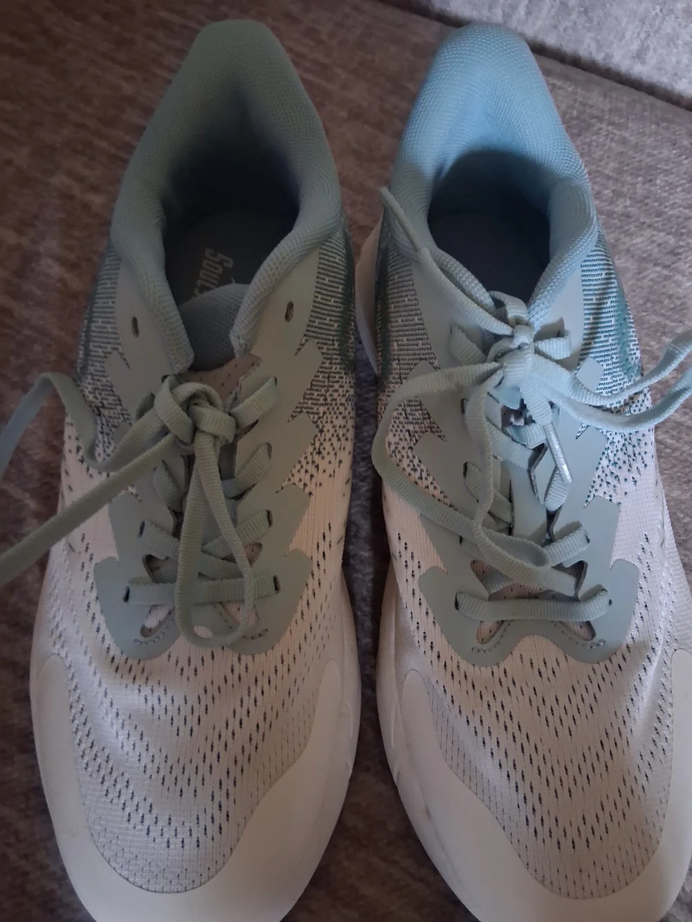 Soulsfeng Pathfinder Running ShoesLike New Reflective Sneakers